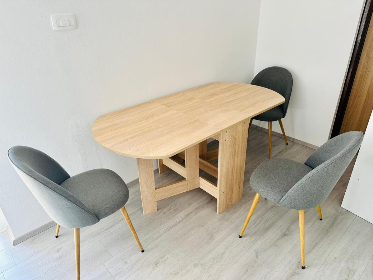 Moon Bay Apartment - Free Large Parking 波尔托罗 外观 照片